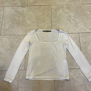 Richard Tyler 86% silk light grey stretchy top